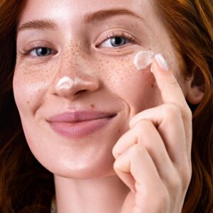 Ser Pete Hiperpigmentare, Flawless Serum, cu Acid Tranexamic, Arbutină și Niacinamide - imagine 4